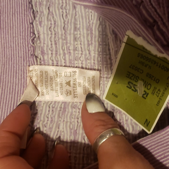 3 For $30 womens skirt - Picture 2 of 4